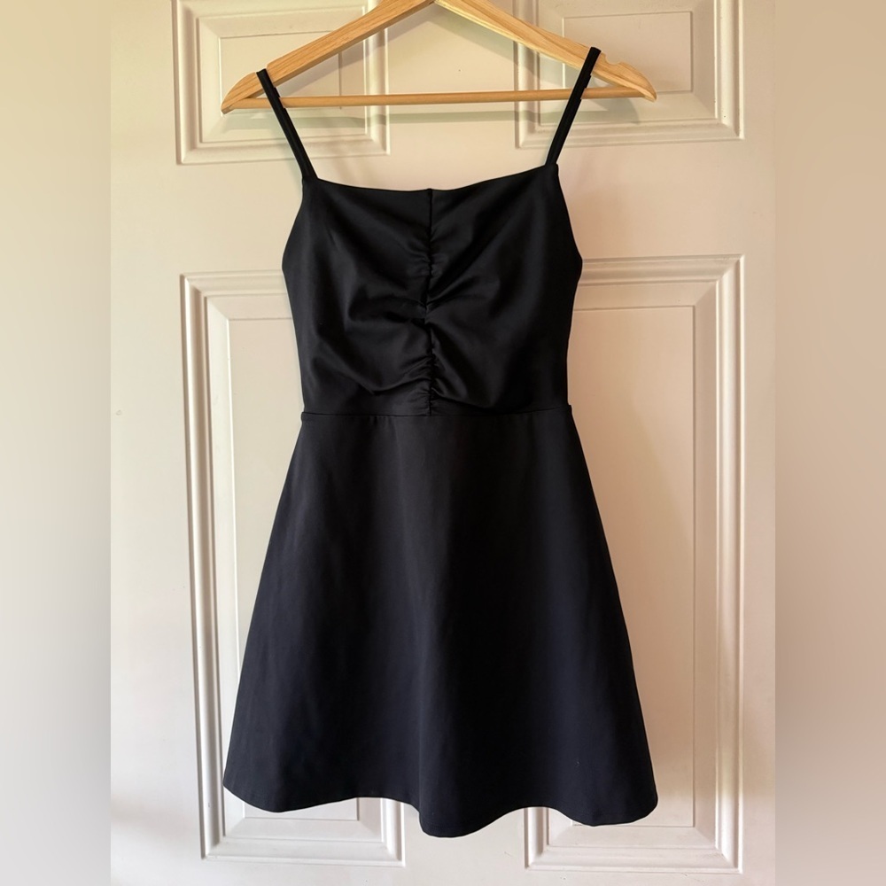 3/$20🍁SALE! GapFit Woman’s Active Dress Black